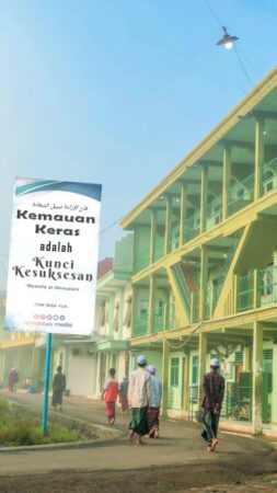 5 Keajaiban Bangun Pagi Perspektif Kitab Kuning (Sholat Qobliyah Subuh)