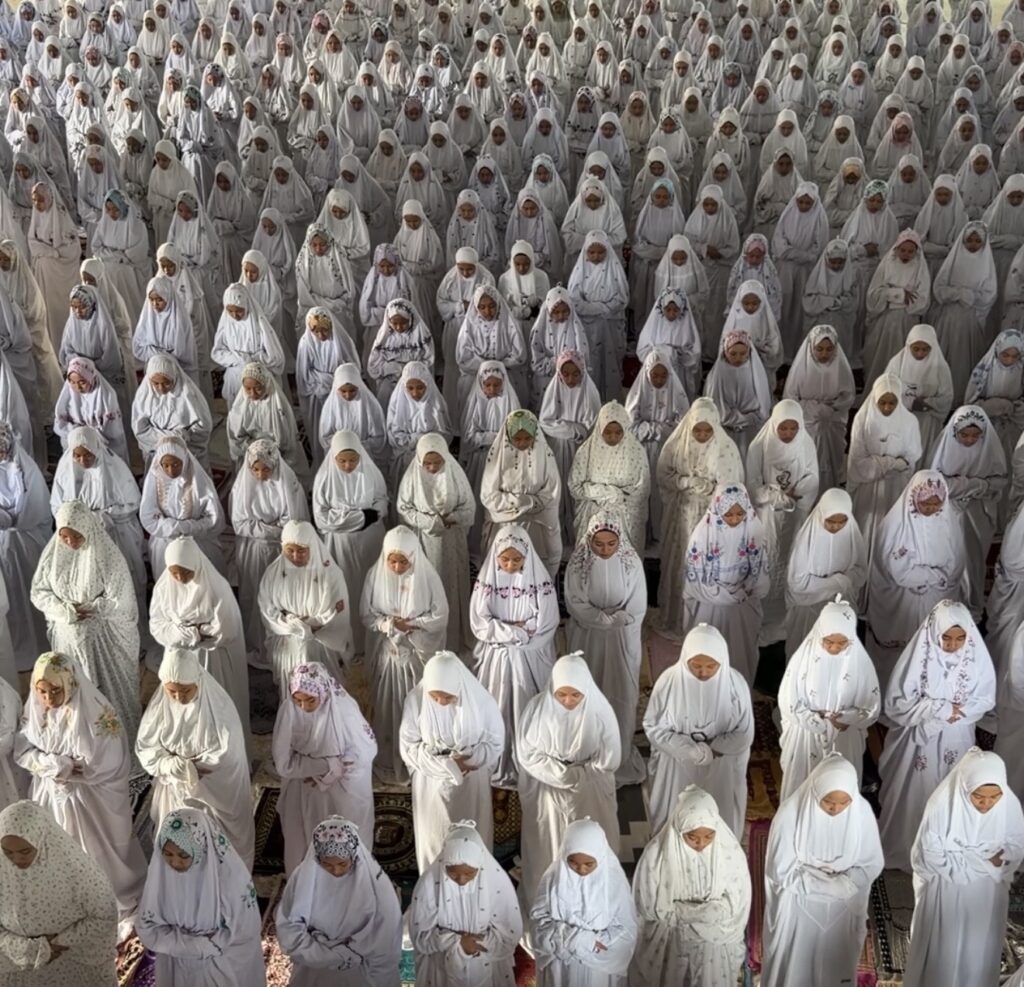 Sholat Idul Adha di Pondok Pesantren HM Al-Mahrusiyah III (Ngampel) Lirboyo Kota Kediri