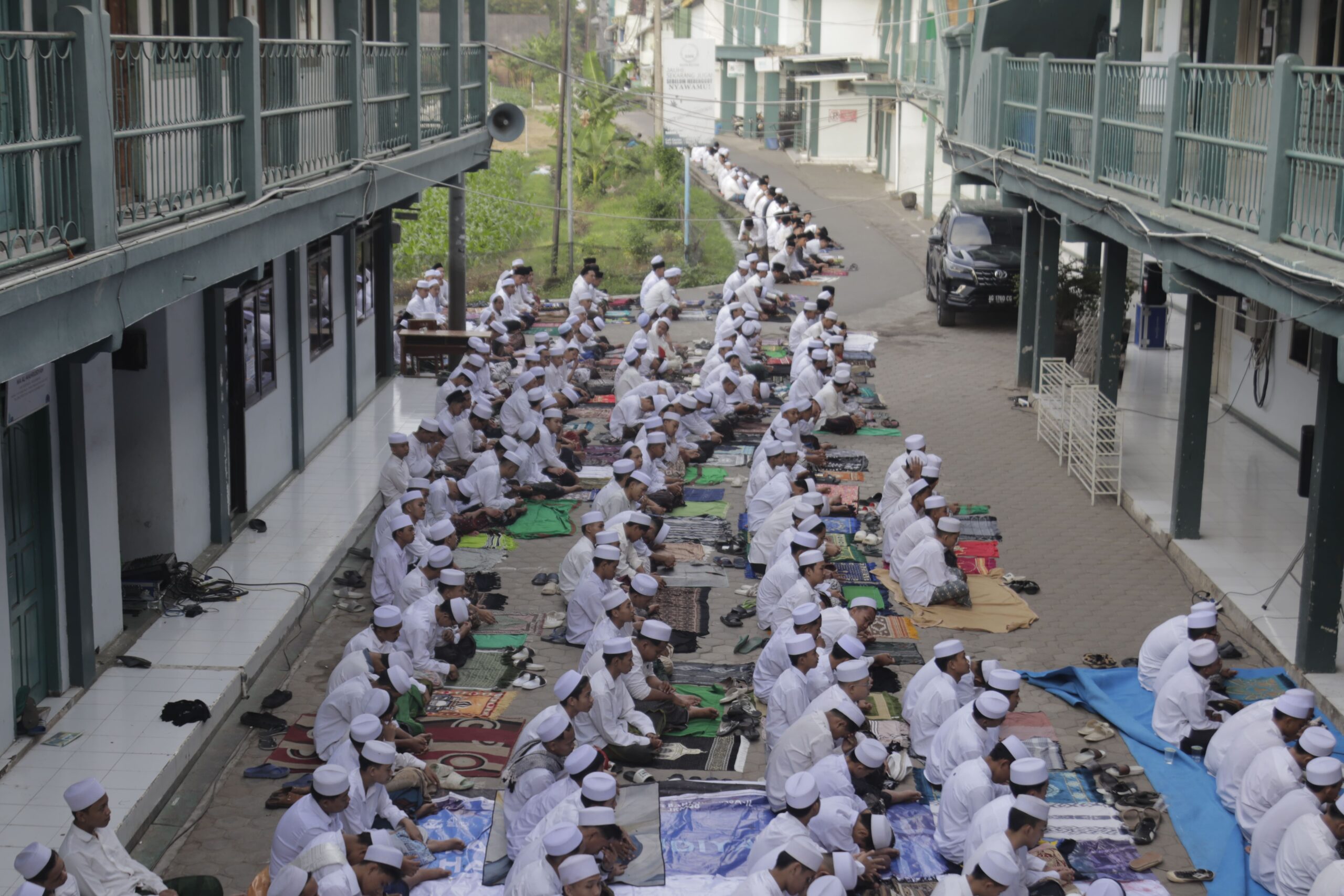 Sholat Idul Adha di Pondok Pesantren HM Al Mahrusiyah Putra Lirboyo