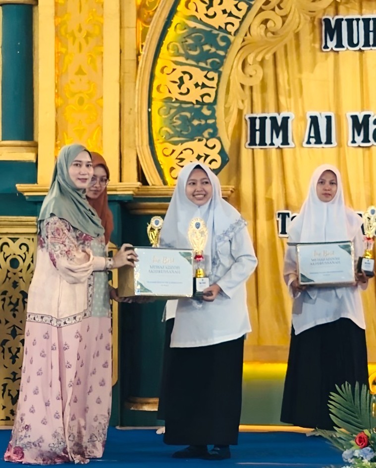 Muhafadzoh Akhirussanah Madrasah Diniyah HM Al-Mahrusiyah III Putri, Berikut Sambutan dari Ning Ochi