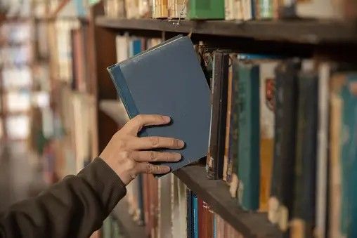 Banyak Membaca, Sedikit Paham