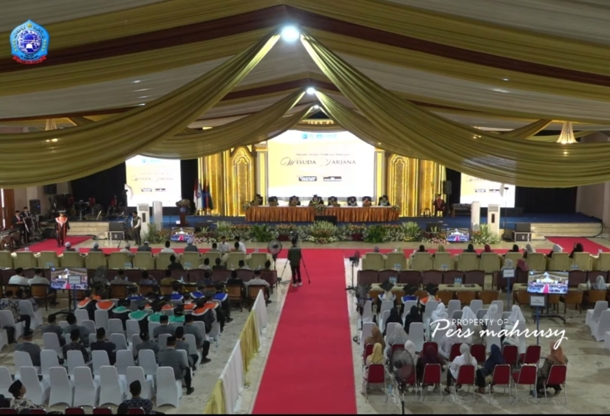 Ukir Sejarah Baru, Institut Teknologi Al Mahrusiyah Gelar Wisuda Sarjana Angkatan Pertama